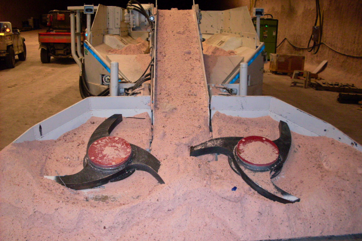 underground mining shuttle cars
